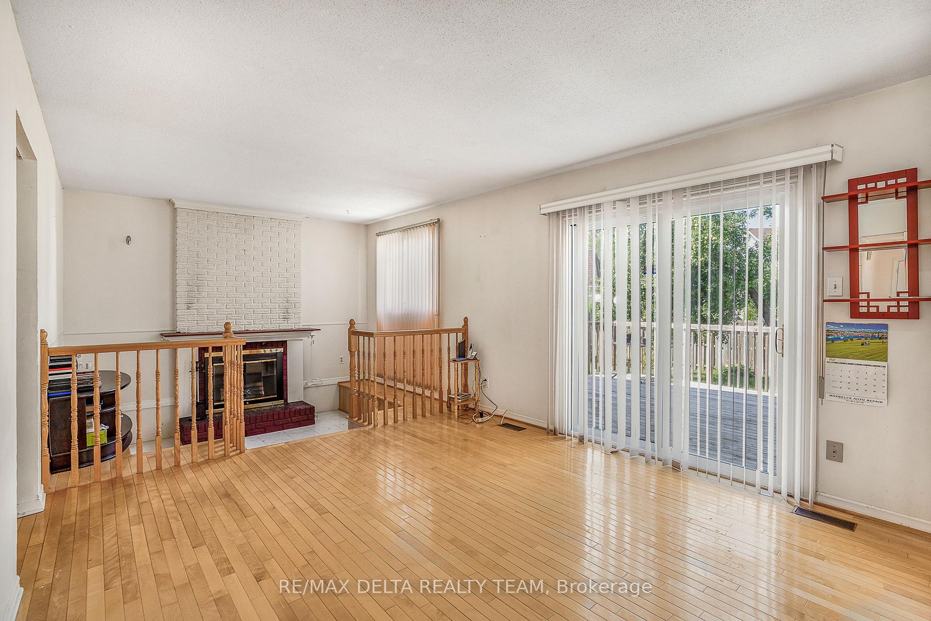 Photo 20 of 6321 Fortune Drive, Ottawa, Convent Glen North — HOMEH