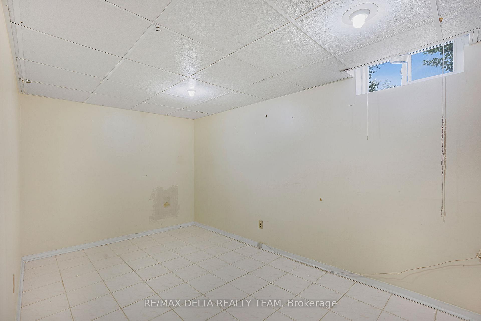 Photo 22 of 6321 Fortune Drive, Ottawa, Convent Glen North — HOMEH