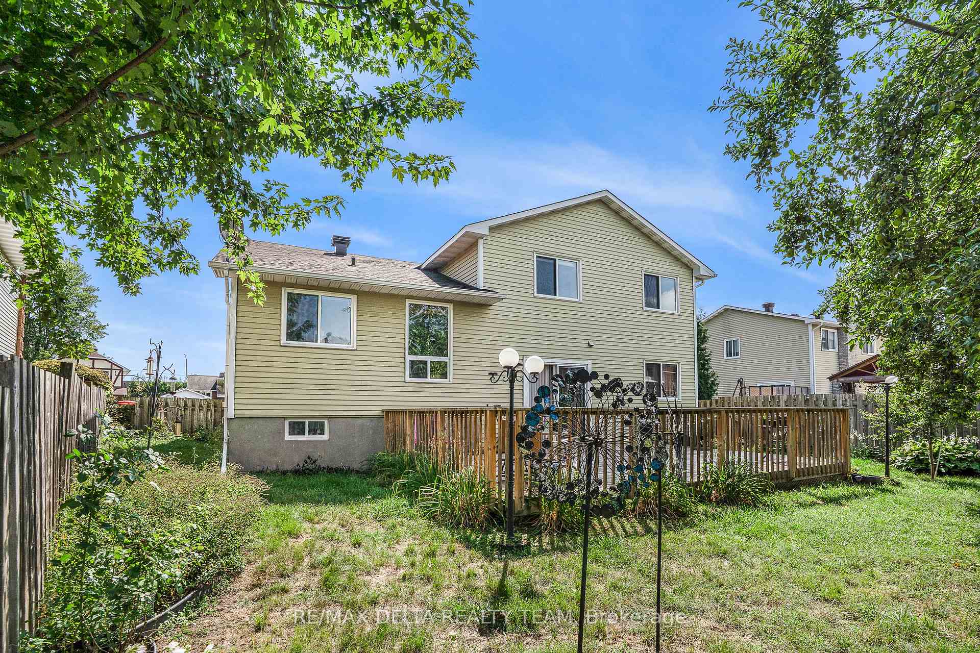 Photo 28 of 6321 Fortune Drive, Ottawa, Convent Glen North — HOMEH