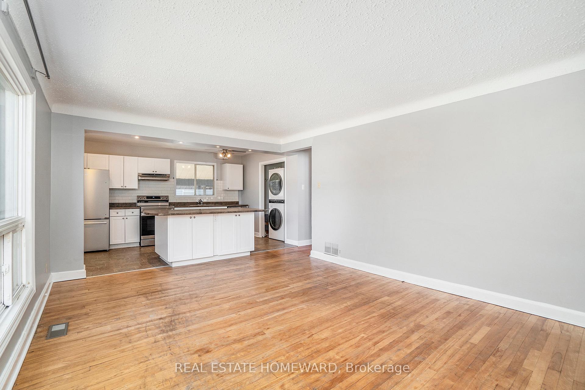 Photo 8 of 482 Donald Street, Ottawa, Overbrook/Castle Heights — HOMEH