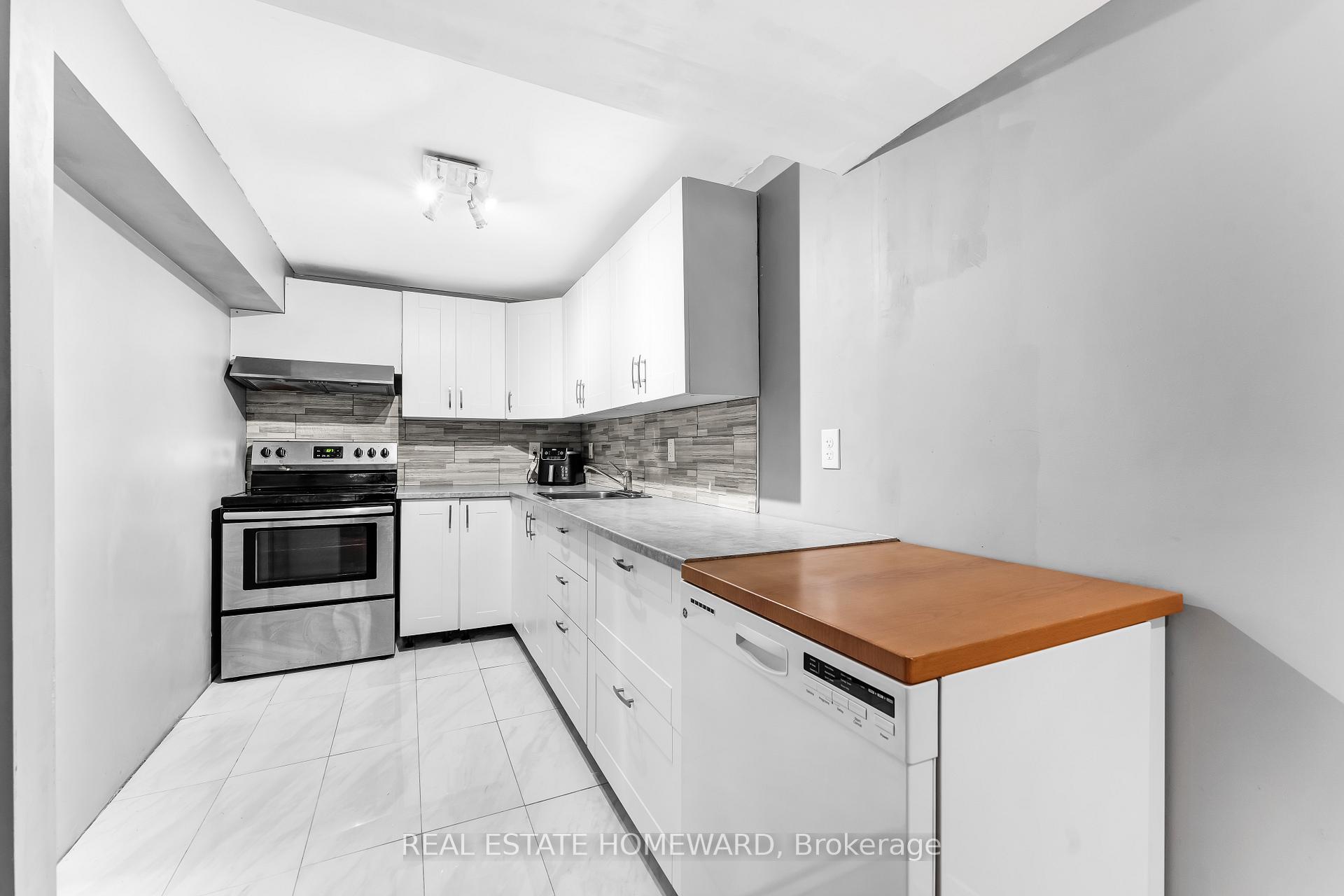 Photo 16 of 482 Donald Street, Ottawa, Overbrook/Castle Heights — HOMEH