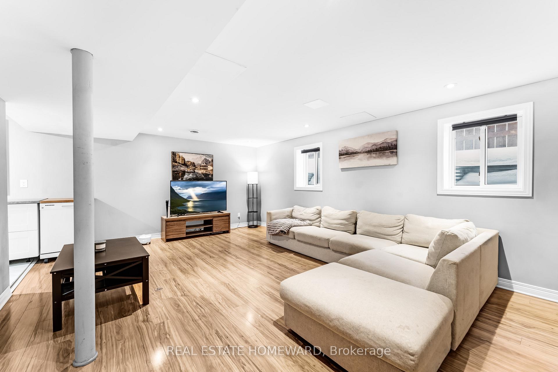 Photo 19 of 482 Donald Street, Ottawa, Overbrook/Castle Heights — HOMEH