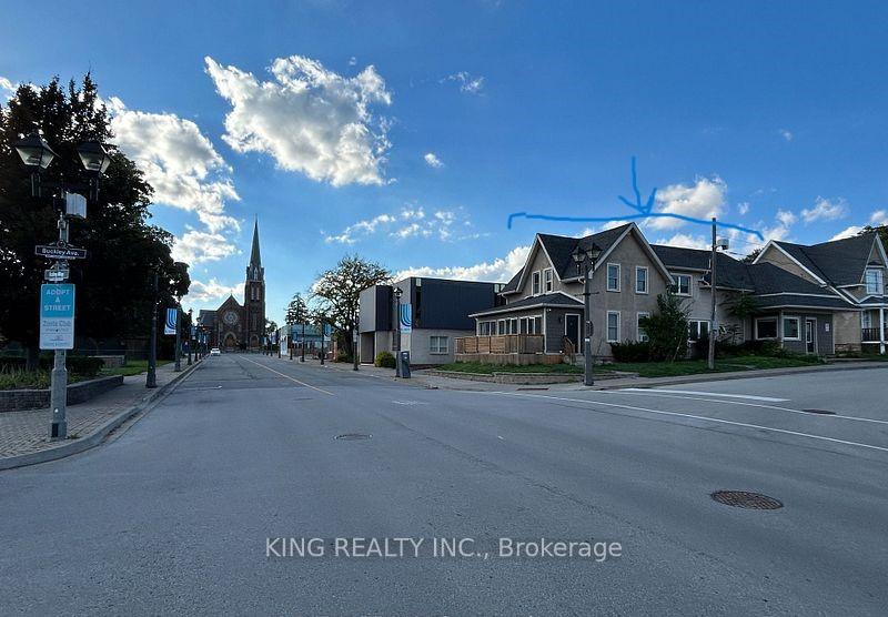 Photo 13 of 4729 Queen Street, Niagara Falls, Downtown — HOMEH