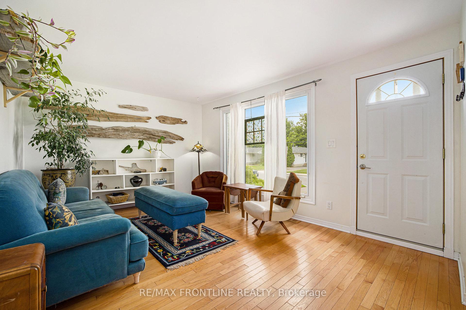 Photo 8 of 13 Haggart Street, Perth — HOMEH