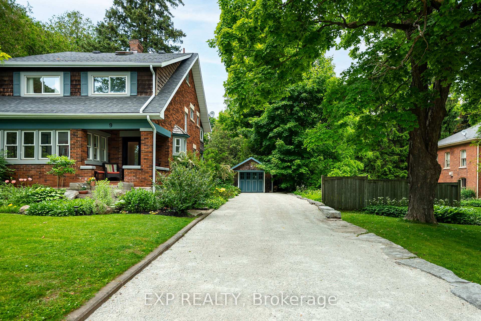 Photo 3 of 9 Third Avenue, Orangeville — HOMEH