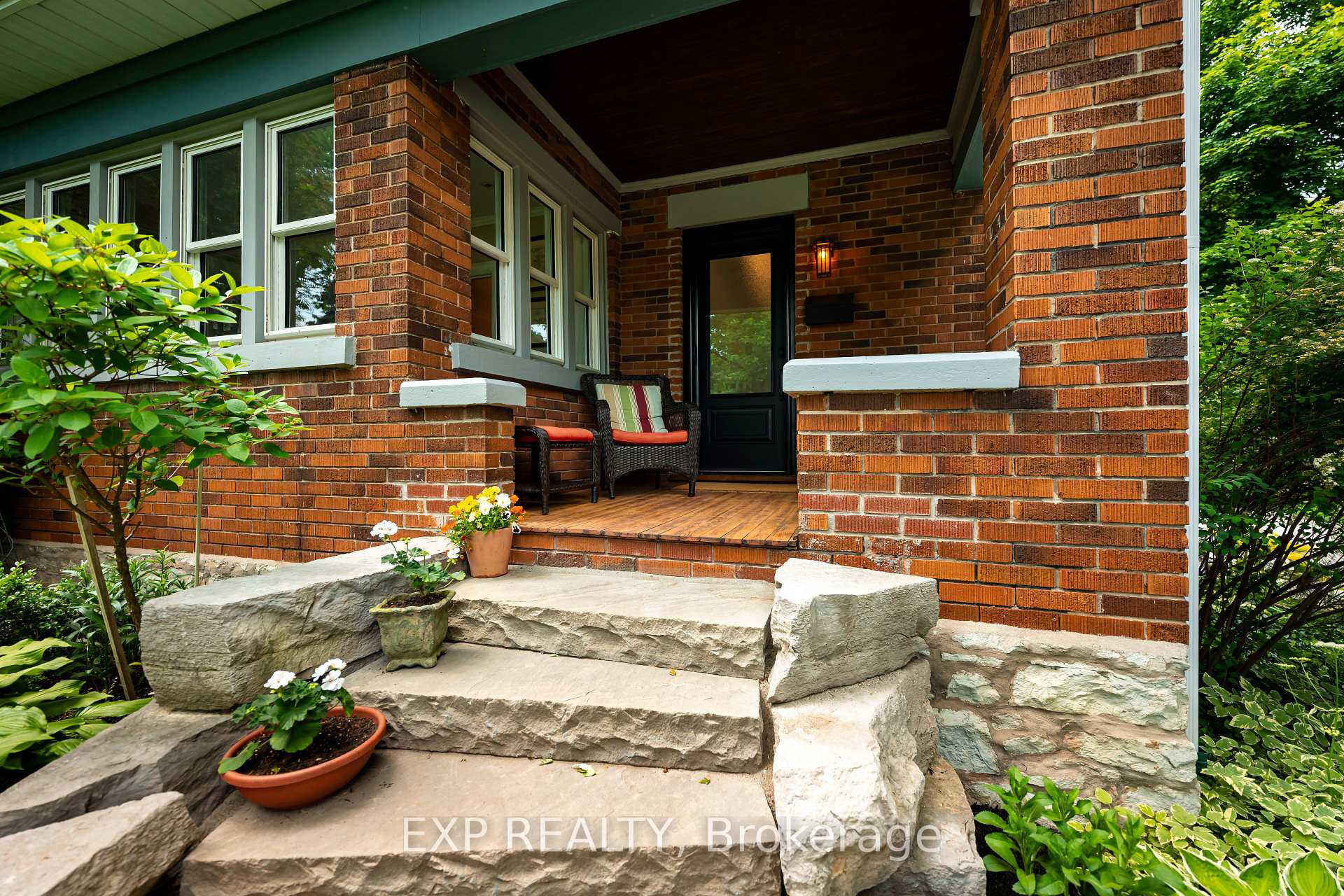 Photo 1 of 9 Third Avenue, Orangeville — HOMEH