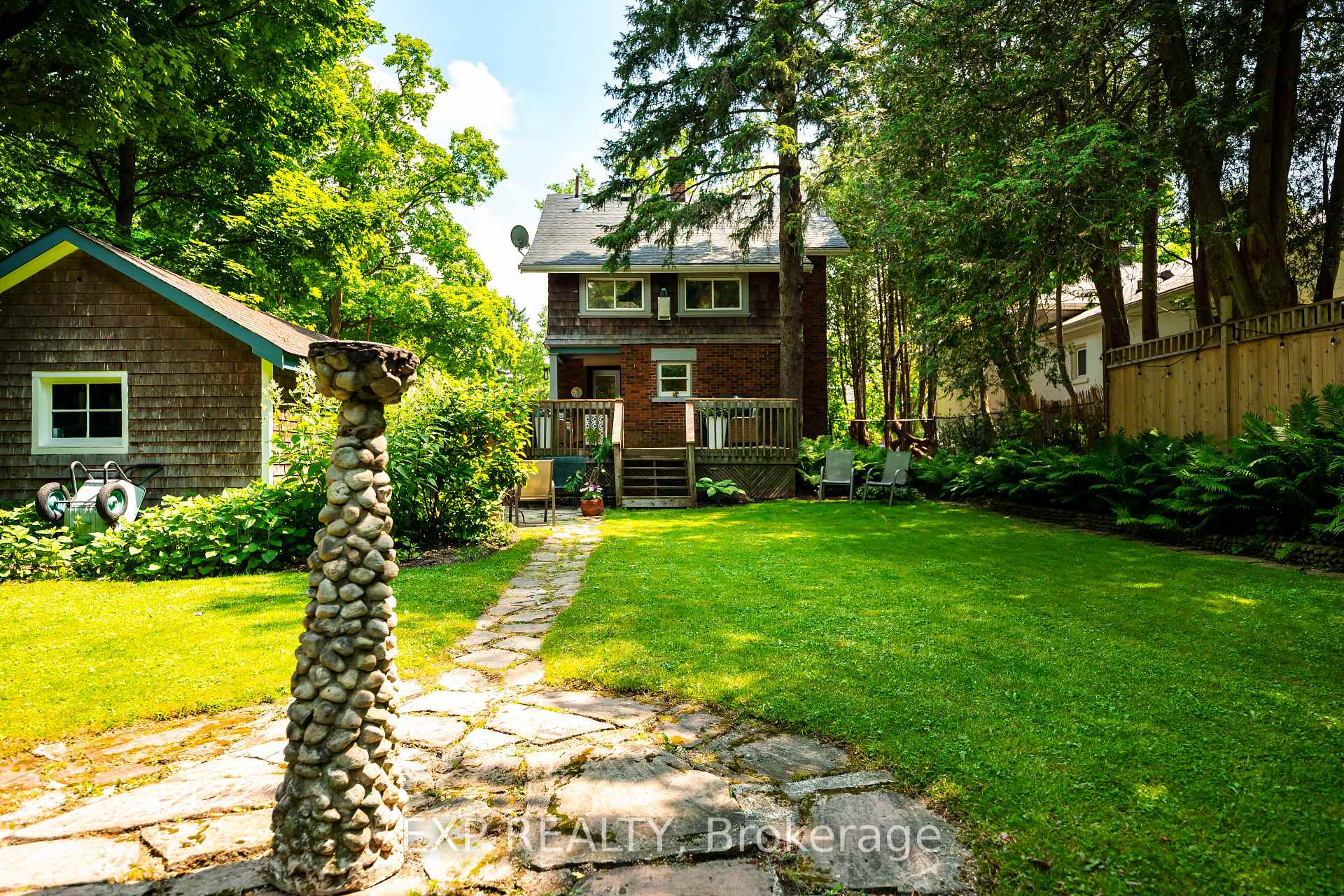 Photo 25 of 9 Third Avenue, Orangeville — HOMEH