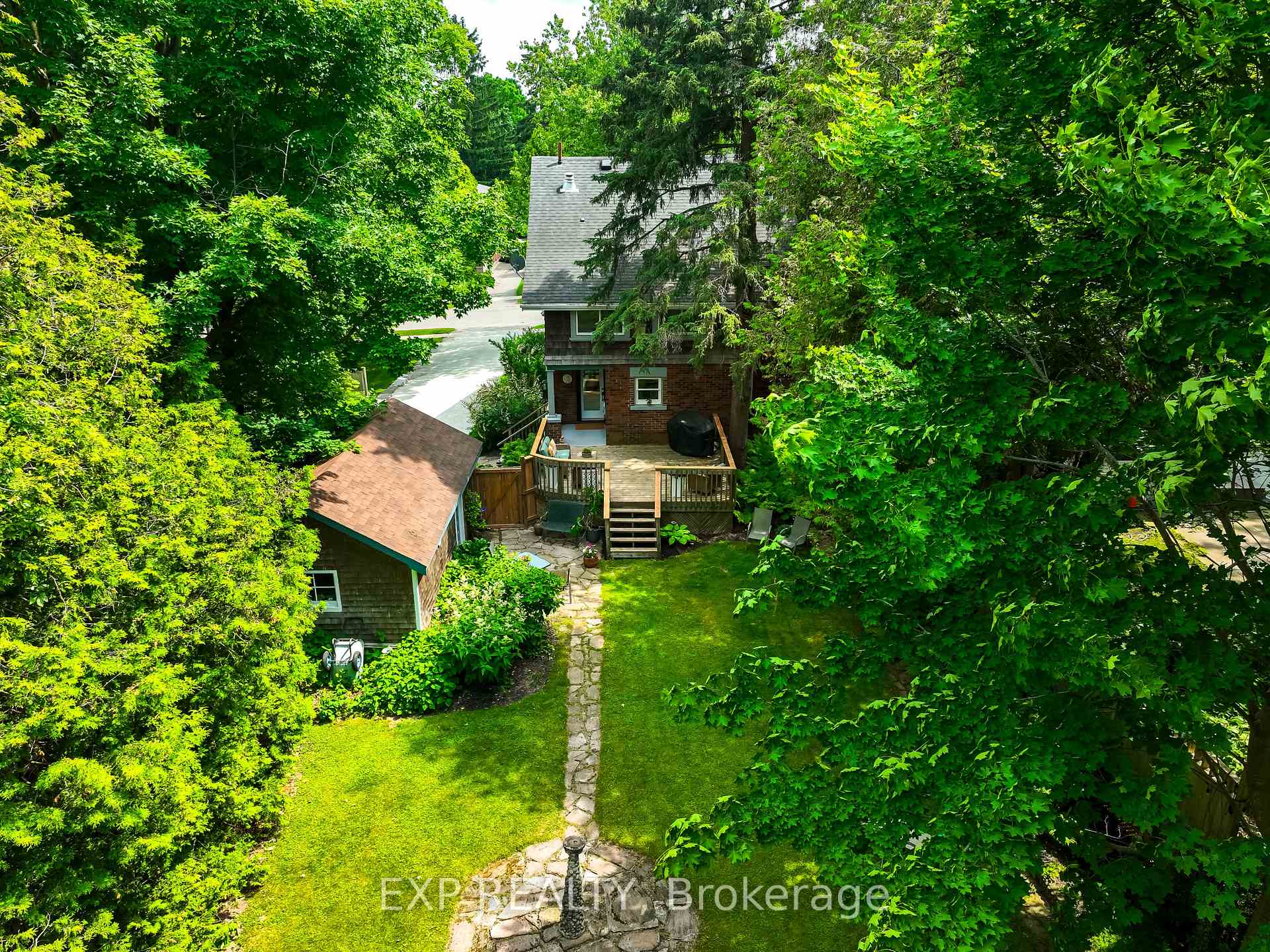 Photo 31 of 9 Third Avenue, Orangeville — HOMEH