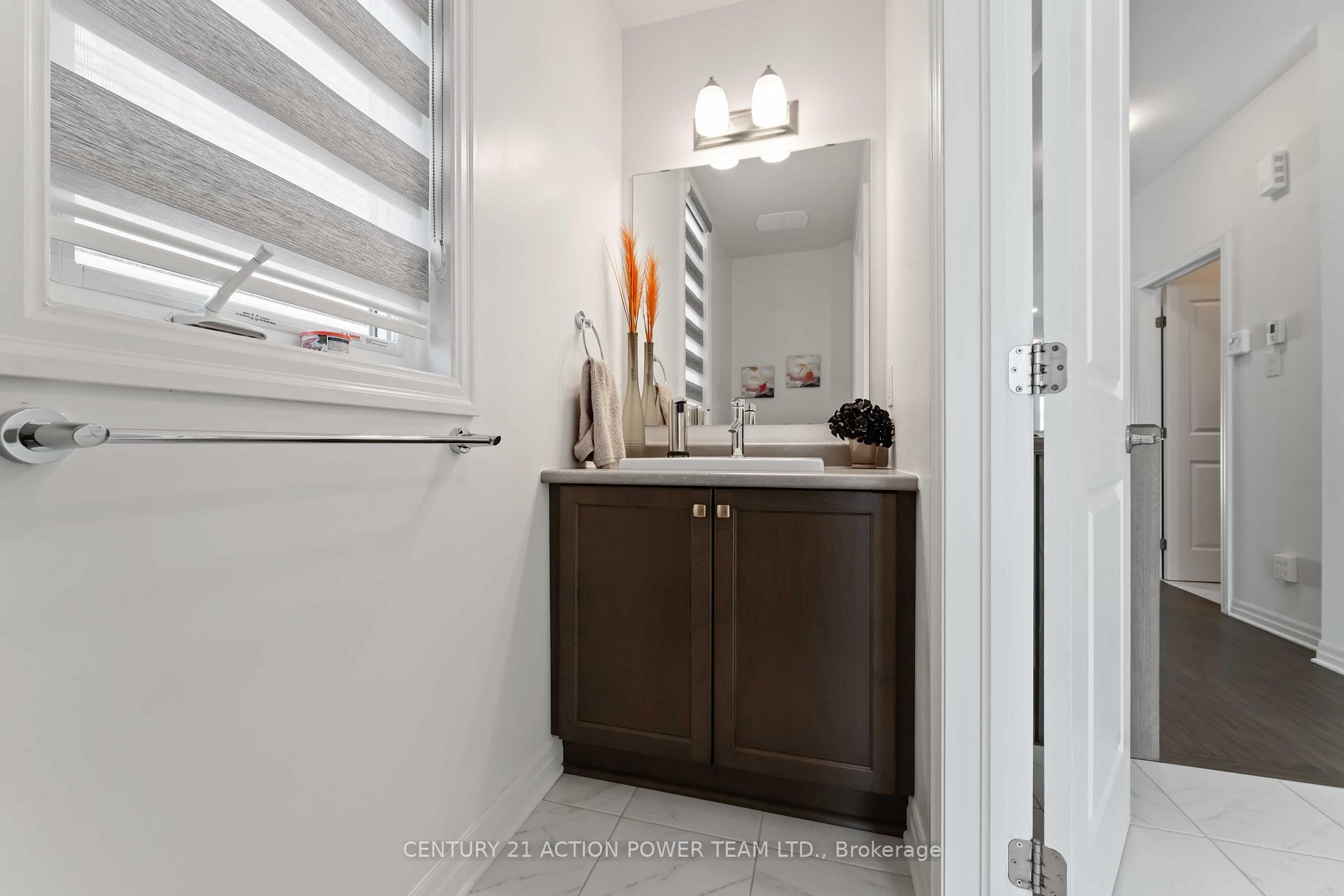 Photo 12 of 214 Gossamer Street, Ottawa, Mer Bleue/Bradley Estates/Anderson Park — HOMEH