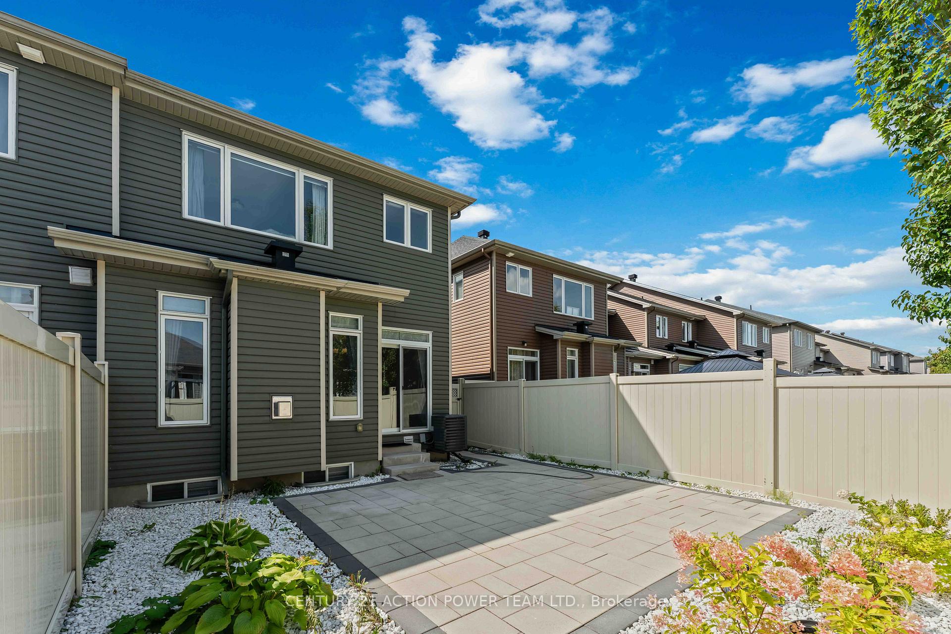Photo 29 of 214 Gossamer Street, Ottawa, Mer Bleue/Bradley Estates/Anderson Park — HOMEH