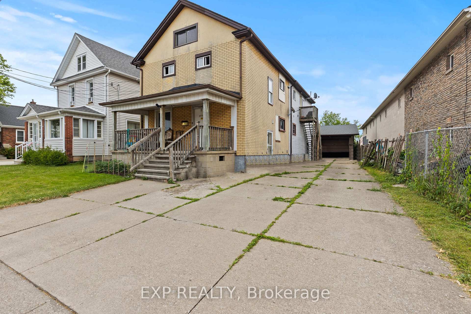 Photo 6 of 5554 Lewis Avenue, Niagara Falls, Clifton Hill — HOMEH