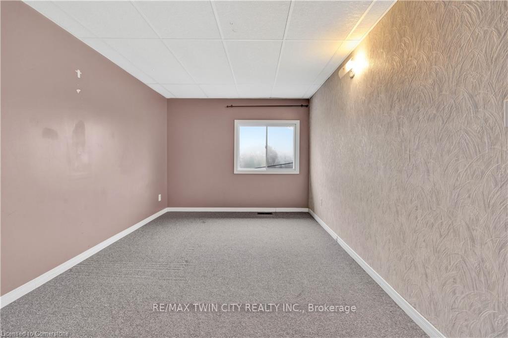 Photo 12 of 2241 Line 34, Perth East, Shakespeare — HOMEH