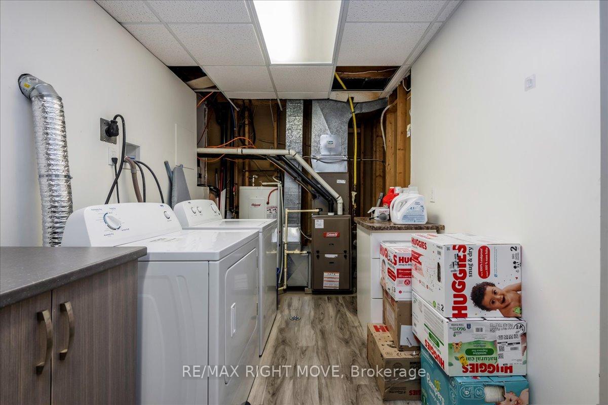 Photo 22 of 64 Second Street, Orillia — HOMEH