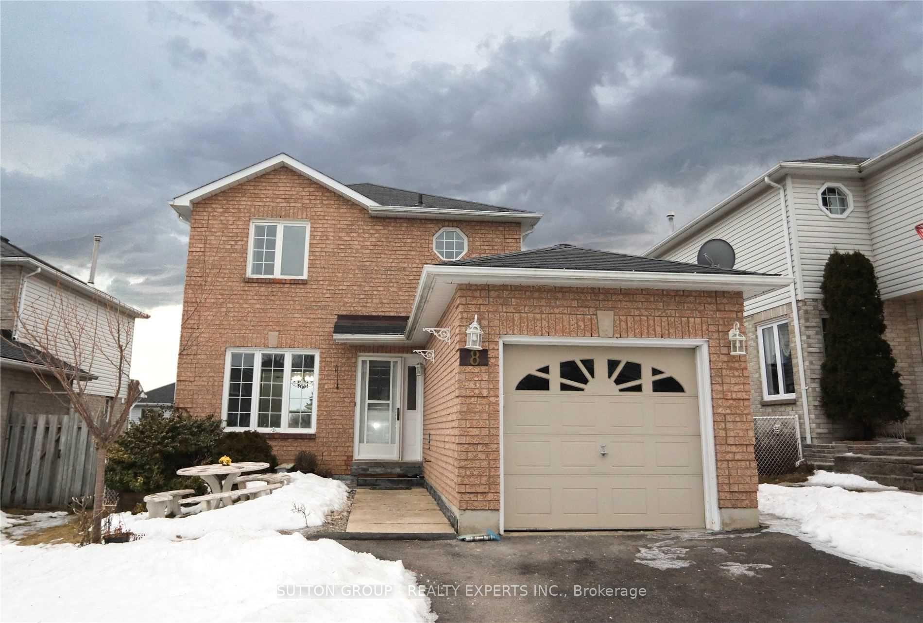 Photo 1 of 8 Eastview Crescent, Orangeville — HOMEH
