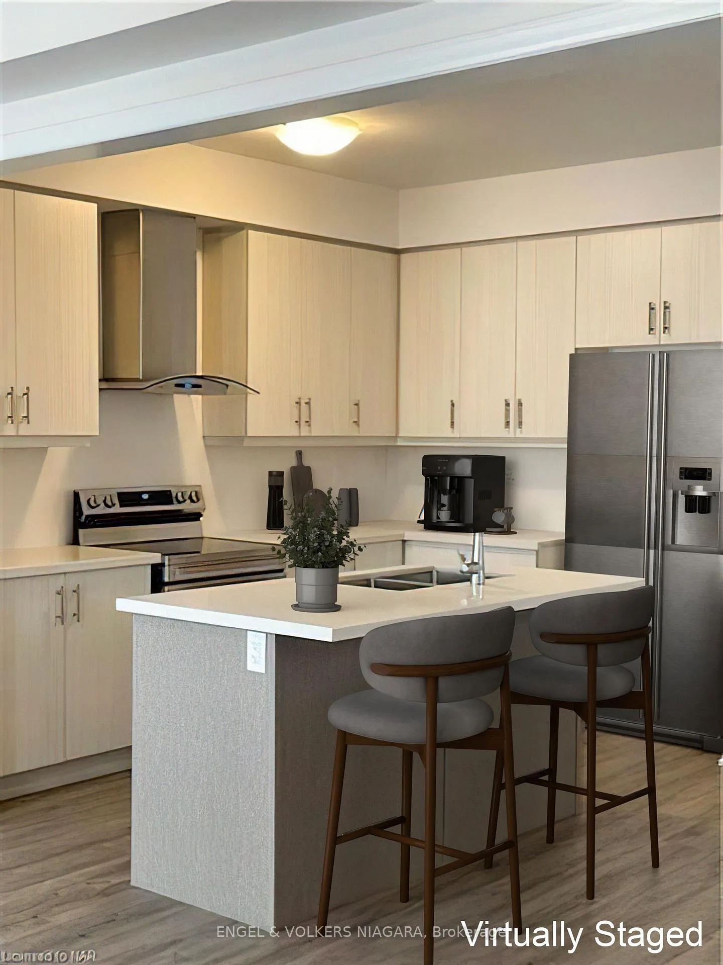 Photo 3 of 9248 Griffon Street, Niagara Falls, Lyons Creek — HOMEH