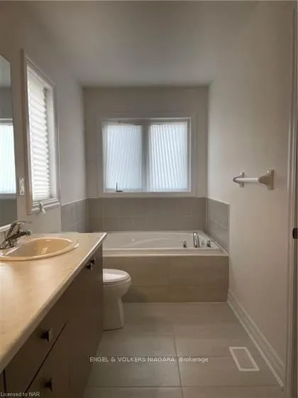 Photo 8 of 9248 Griffon Street, Niagara Falls, Lyons Creek — HOMEH