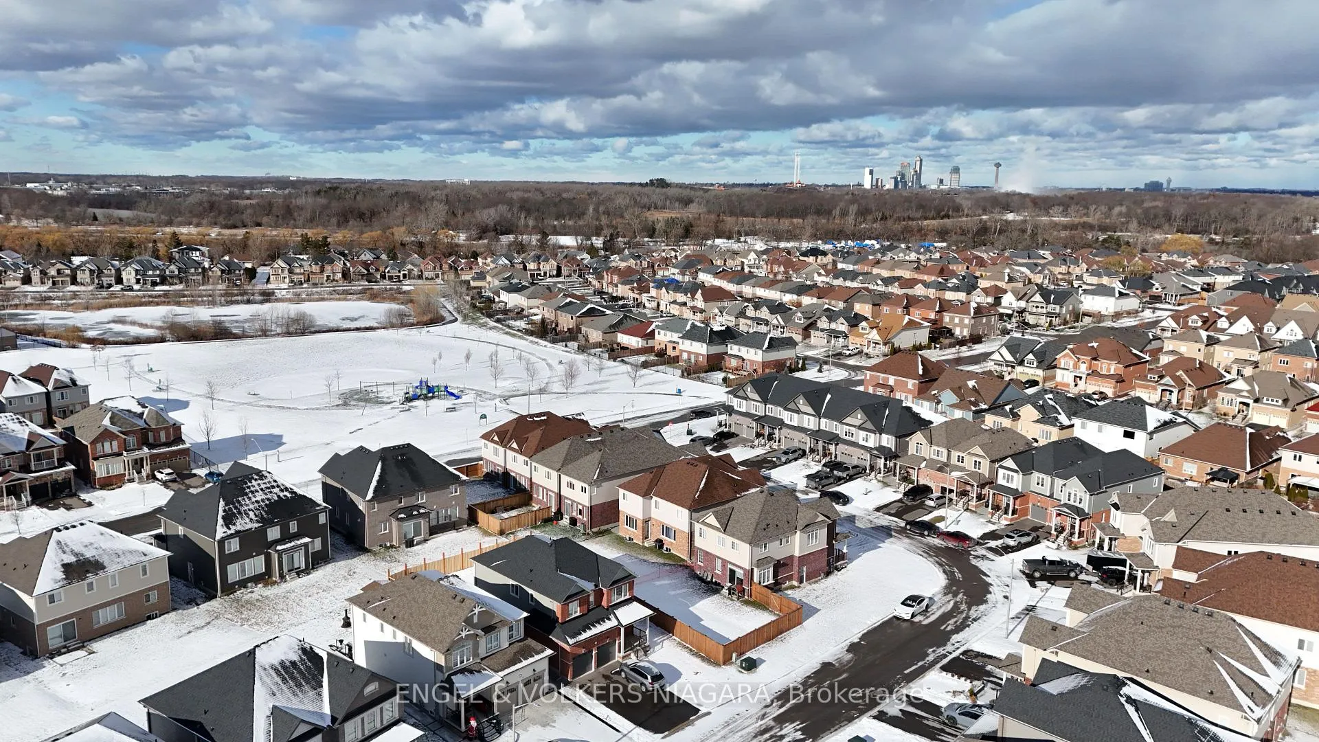 Photo 12 of 9248 Griffon Street, Niagara Falls, Lyons Creek — HOMEH