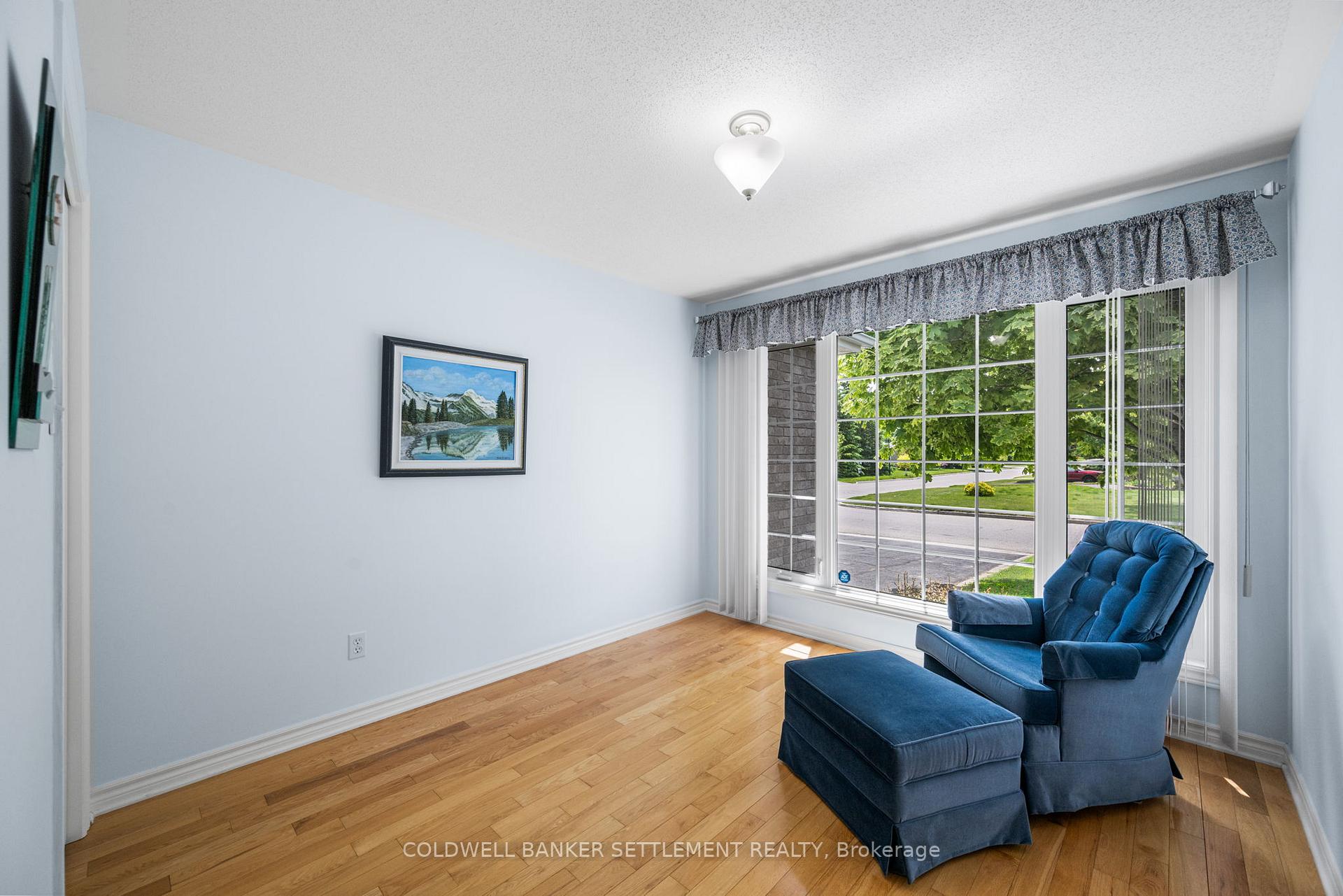 Photo 31 of 80 Decaria Boulevard, Perth — HOMEH