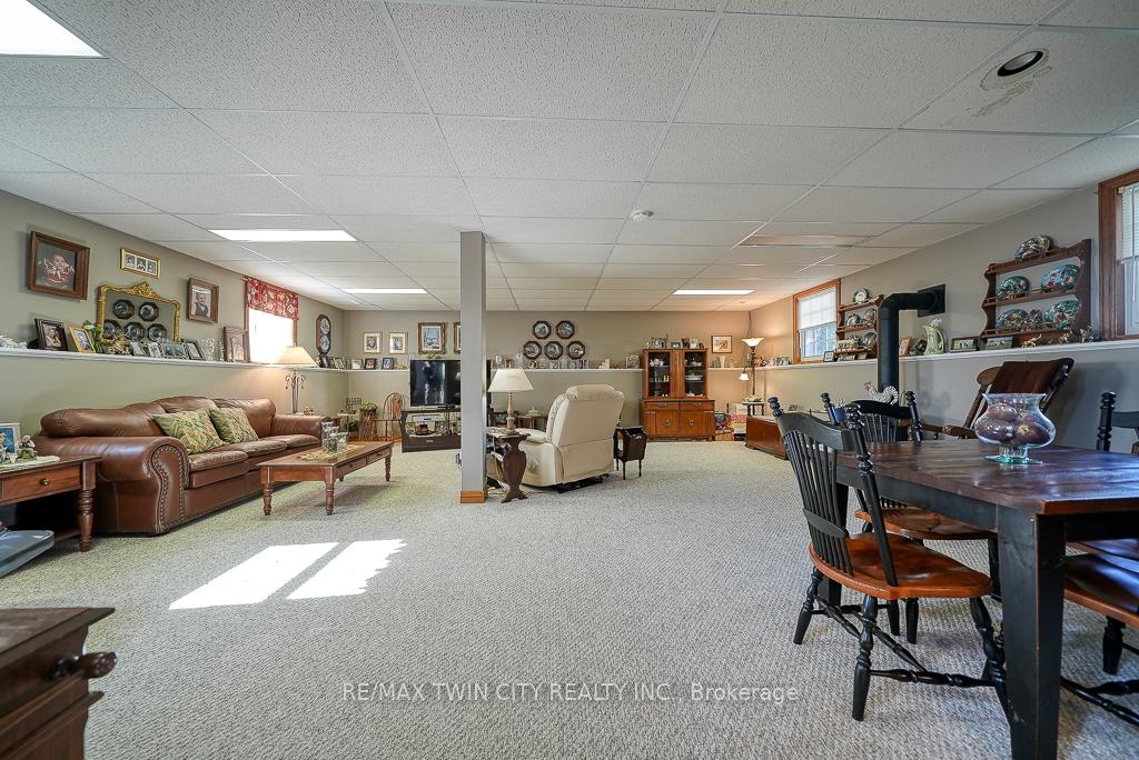 Photo 19 of 4010 North Hill Drive, Perth East, Shakespeare — HOMEH