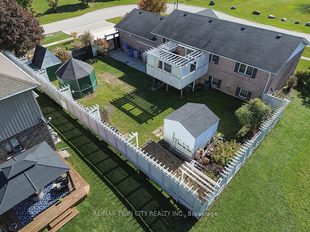 Photo 24 of 4010 North Hill Drive, Perth East, Shakespeare — HOMEH