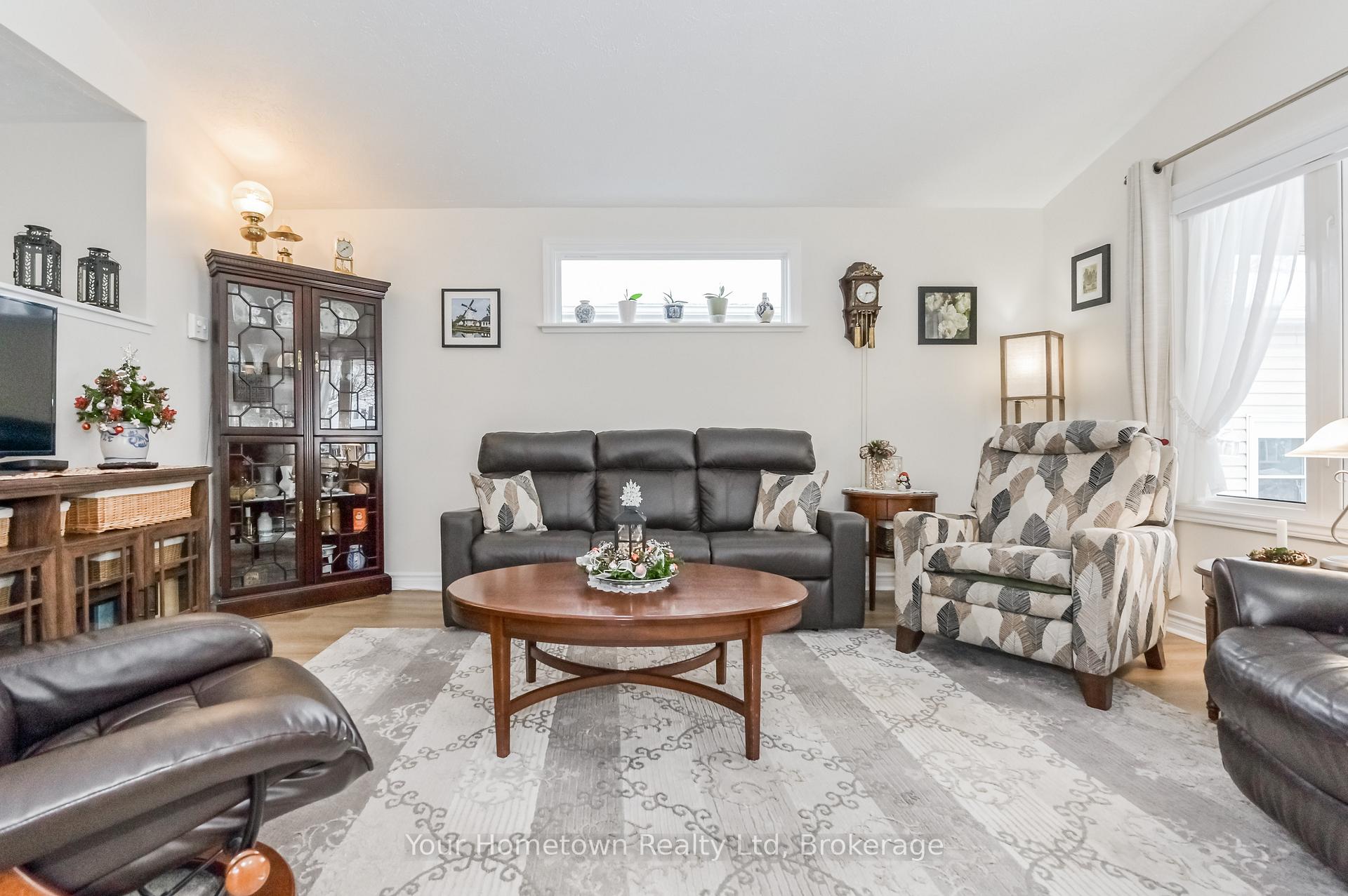 Photo 4 of 411 Highland Drive, North Huron, Wingham — HOMEH