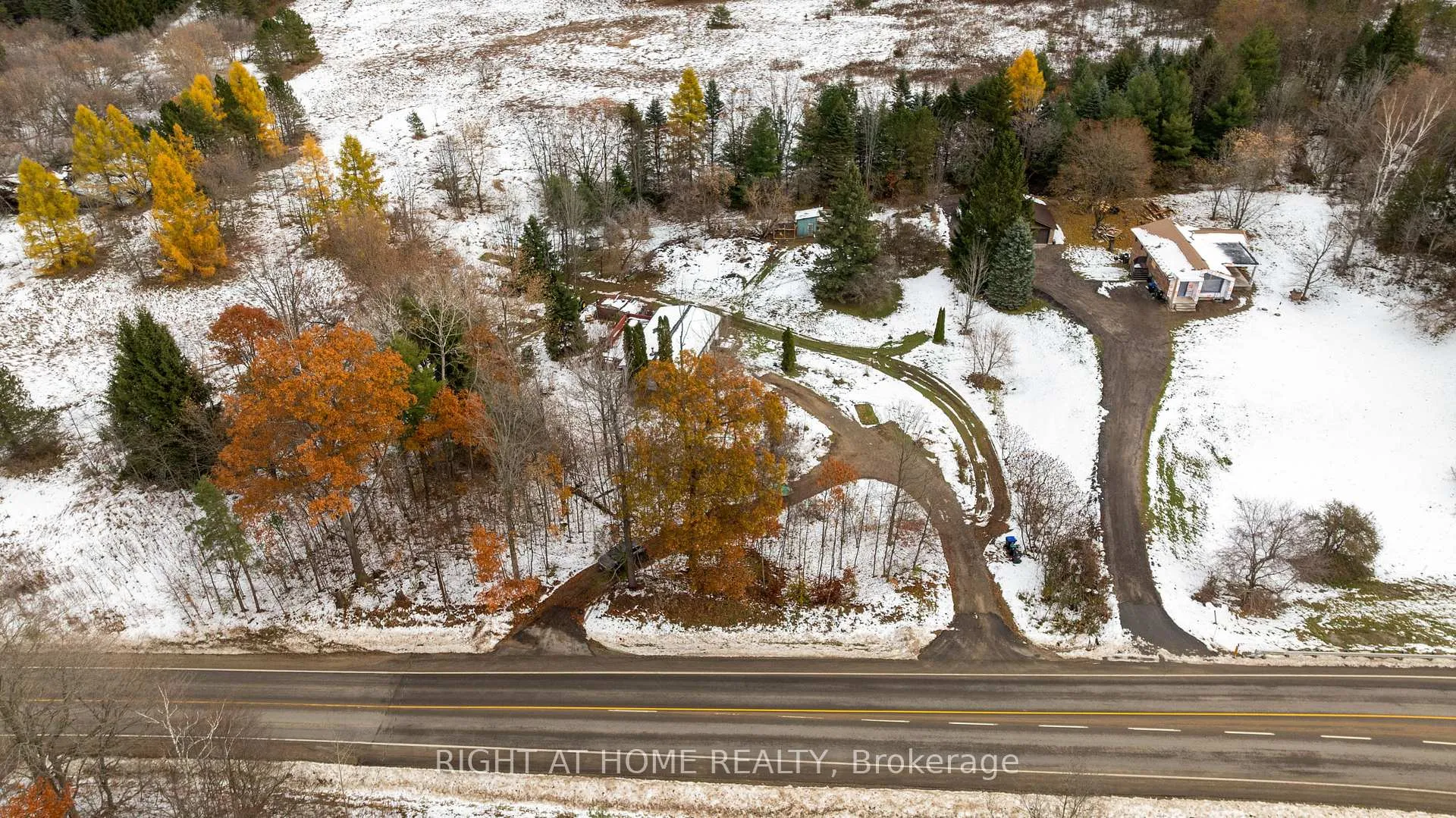 Photo 42 of 2421 10 Side Road N, New Tecumseth, Rural New Tecumseth — HOMEH