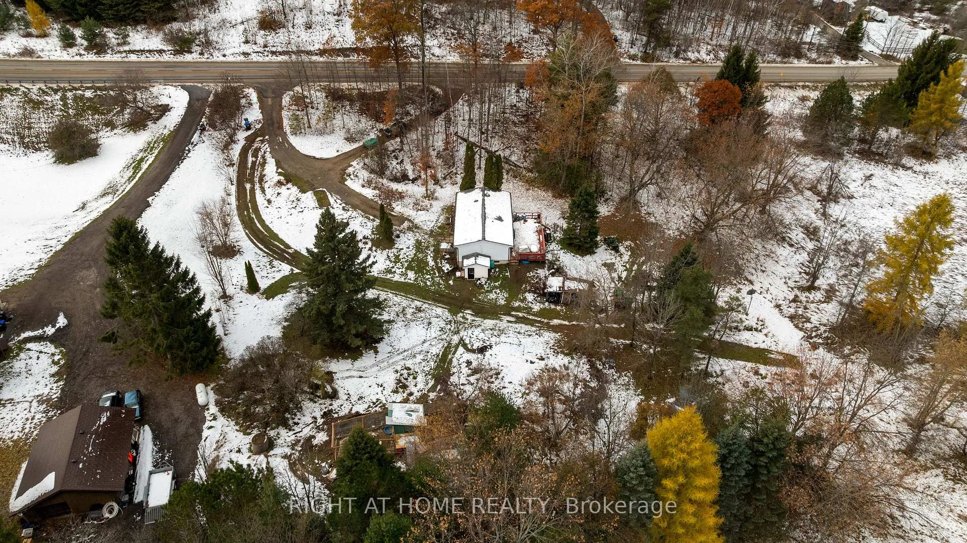 Photo 43 of 2421 10 Side Road N, New Tecumseth, Rural New Tecumseth — HOMEH