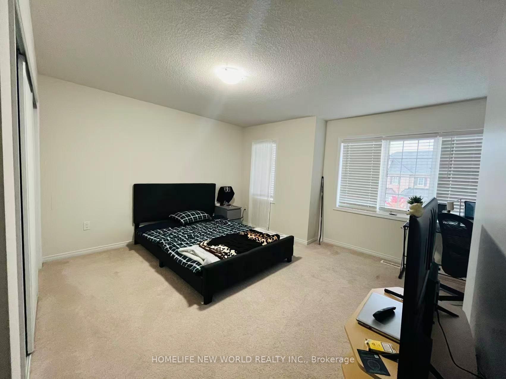 Photo 9 of 7881 Hackberry Trail, Niagara Falls, Brown — HOMEH