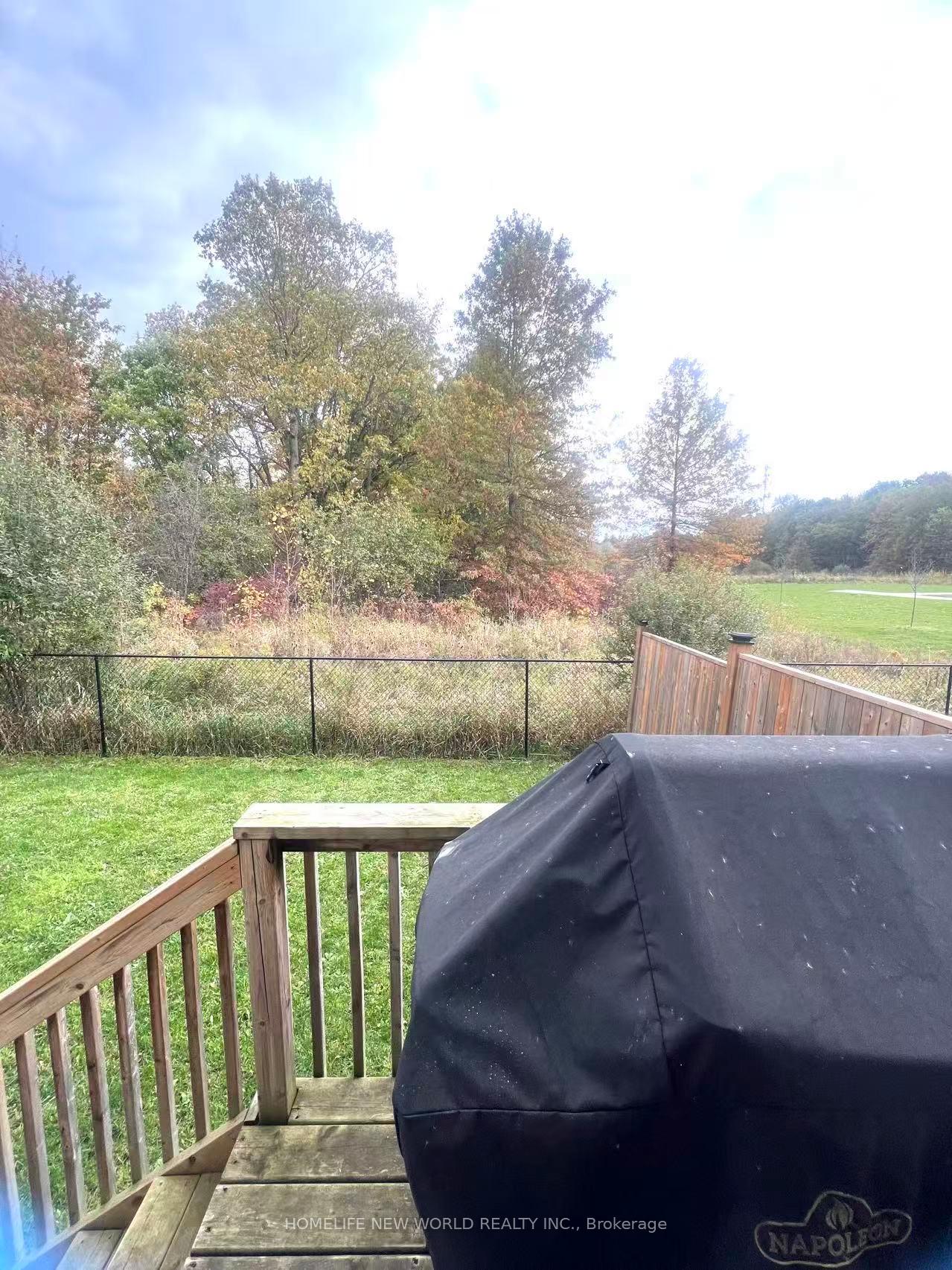 Photo 18 of 7881 Hackberry Trail, Niagara Falls, Brown — HOMEH