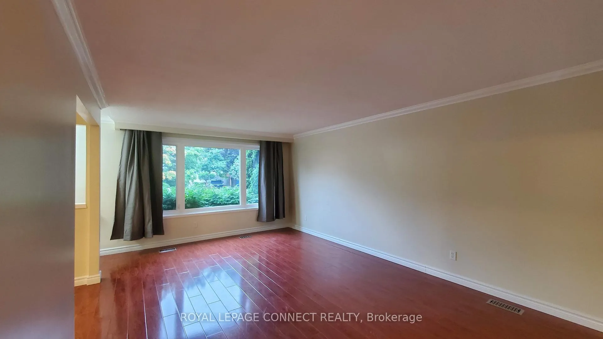 Photo 9 of Unit Main, 1206 Wakefield Crescent, Oshawa, Donevan — HOMEH