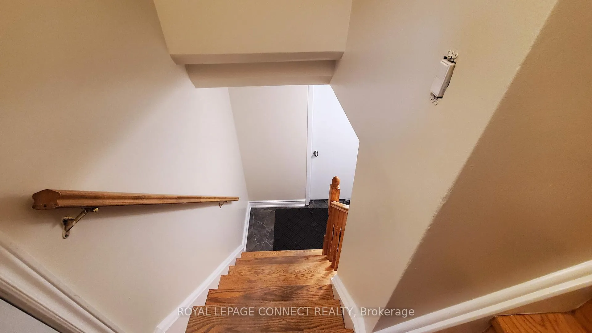Photo 25 of Unit Main, 1206 Wakefield Crescent, Oshawa, Donevan — HOMEH