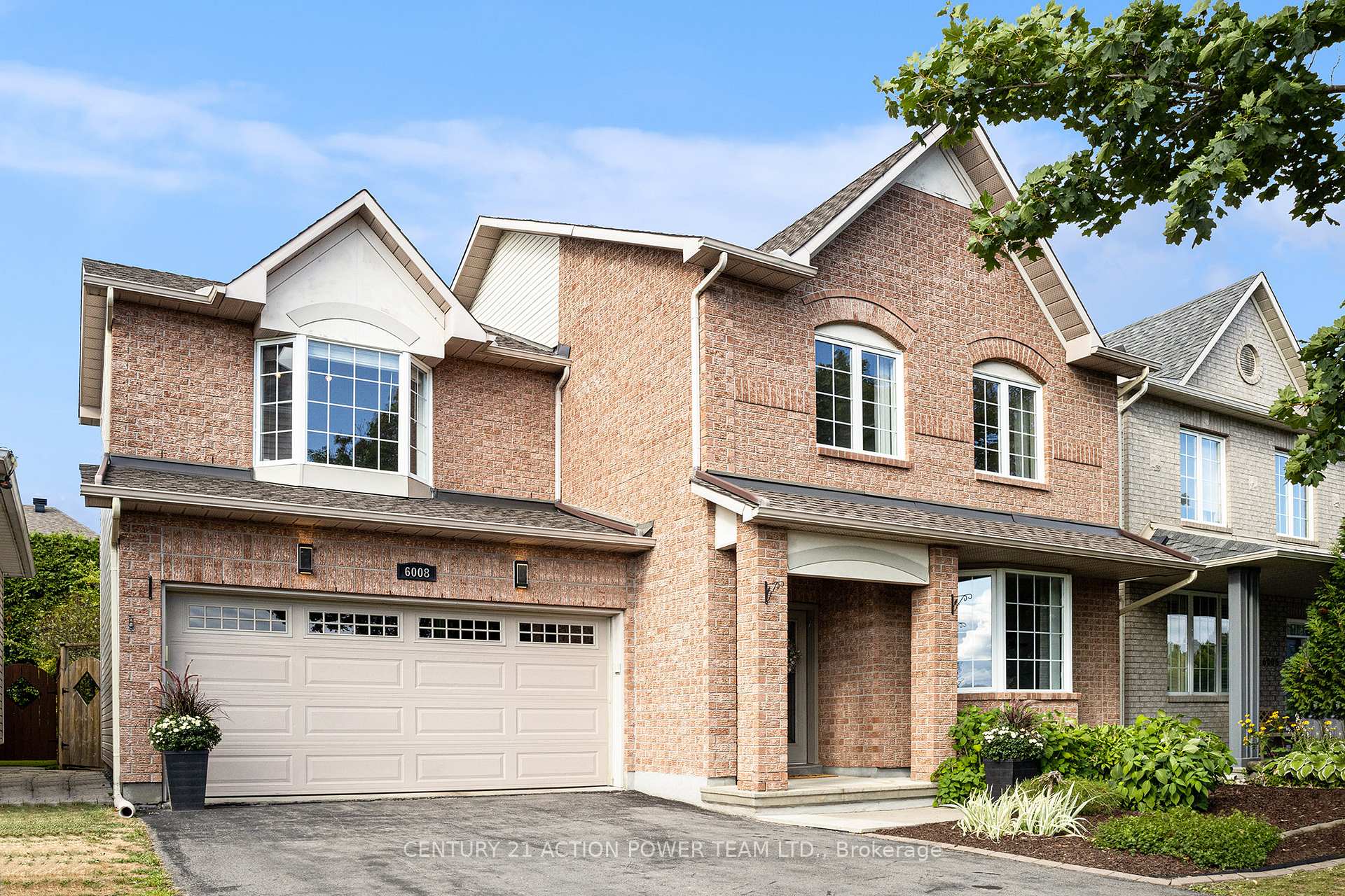 Photo 3 of 6008 Longleaf Drive, Ottawa, Chapel Hill South - Orleans Village — HOMEH