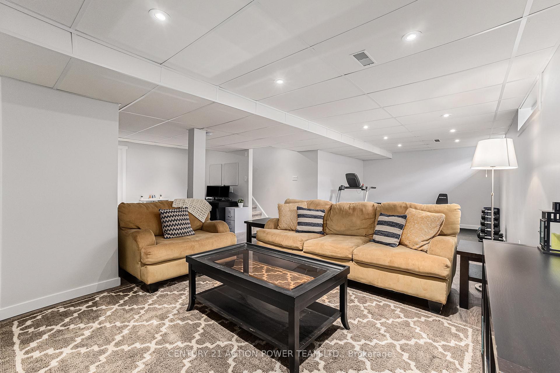 Photo 32 of 6008 Longleaf Drive, Ottawa, Chapel Hill South - Orleans Village — HOMEH