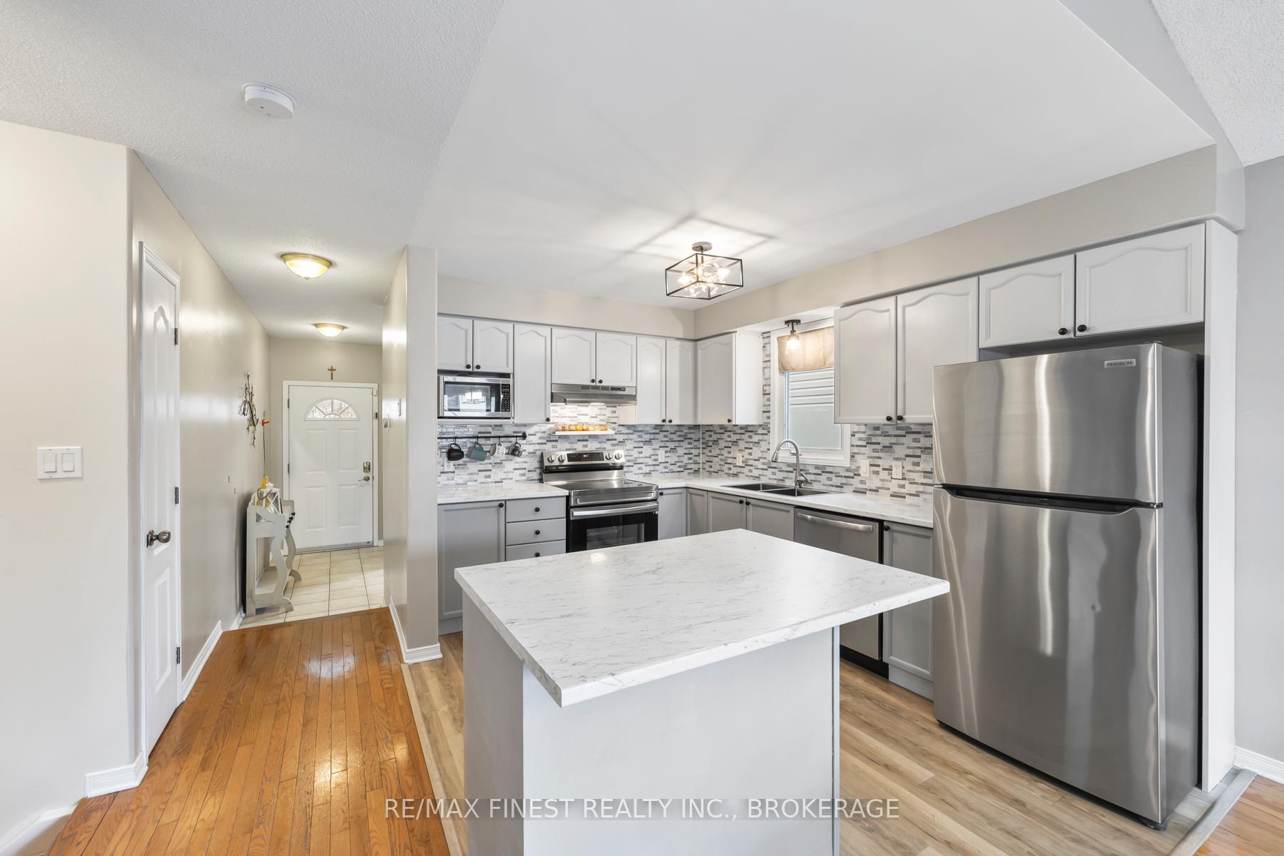 Photo 11 of 294 Quarry Pond Court, Kingston, Kingston East (Incl Barret Crt) — HOMEH