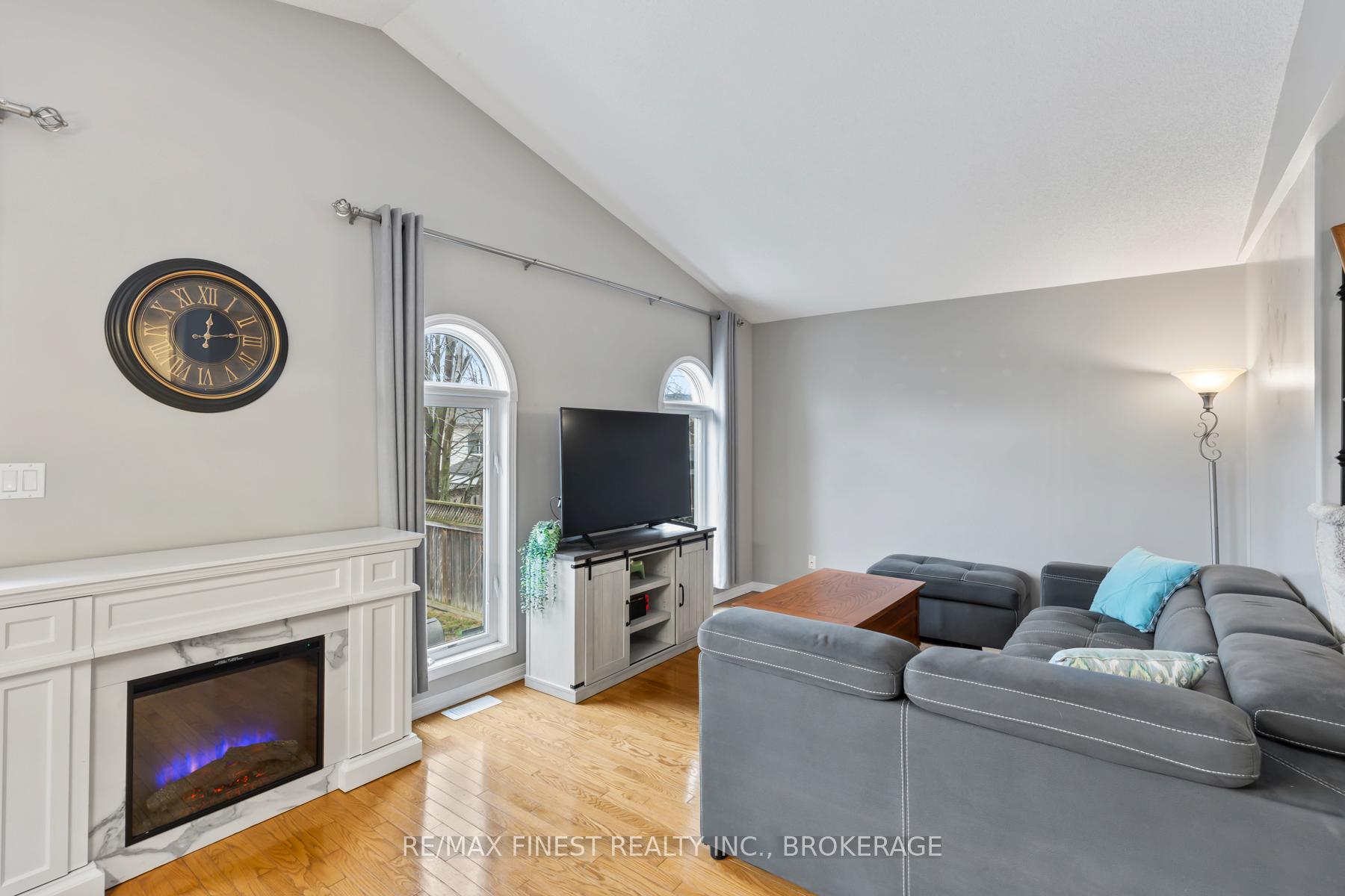 Photo 16 of 294 Quarry Pond Court, Kingston, Kingston East (Incl Barret Crt) — HOMEH