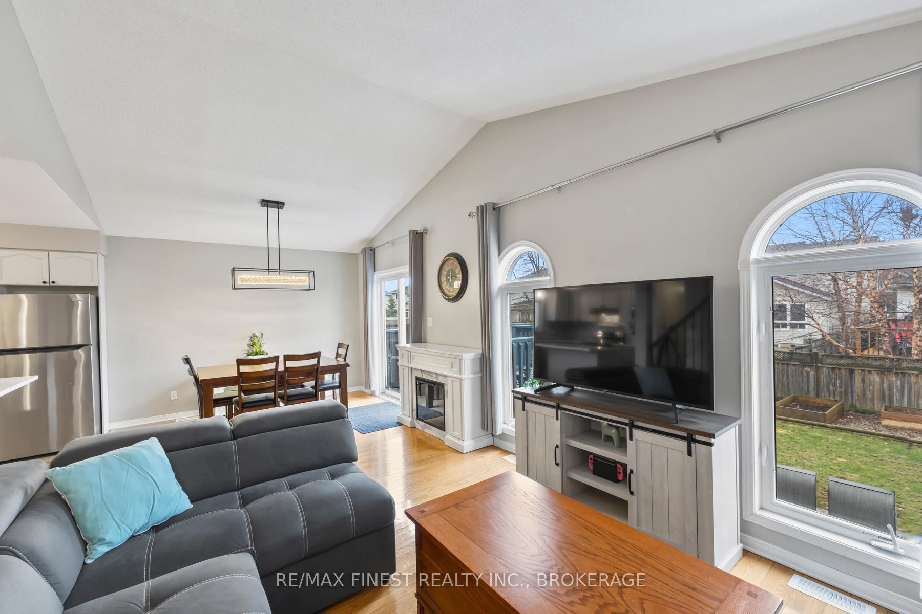 Photo 19 of 294 Quarry Pond Court, Kingston, Kingston East (Incl Barret Crt) — HOMEH