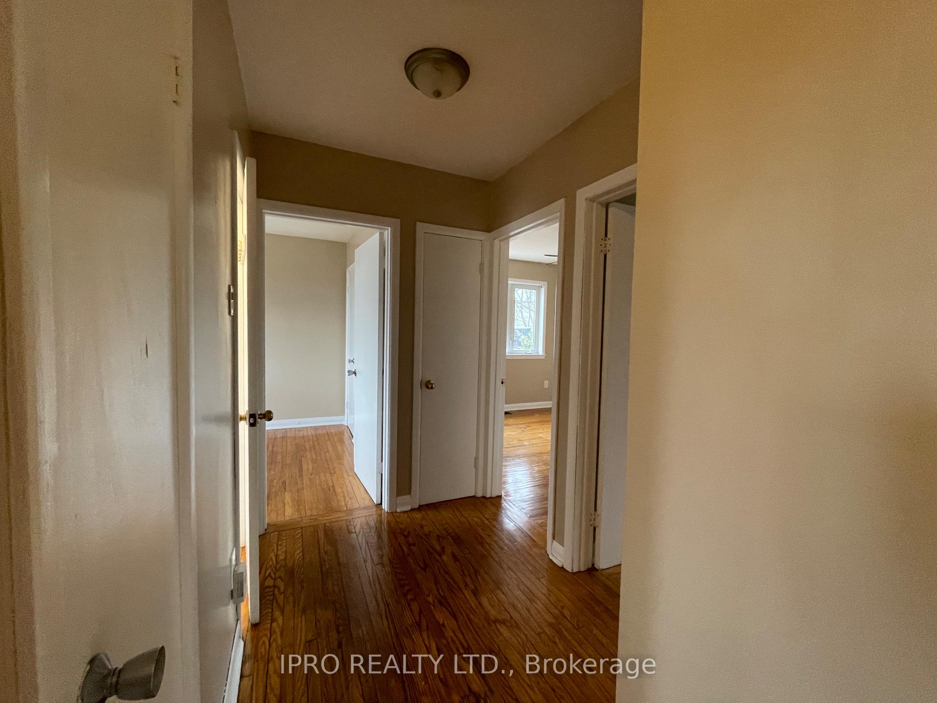 Photo 3 of 79 John Street, Orangeville — HOMEH