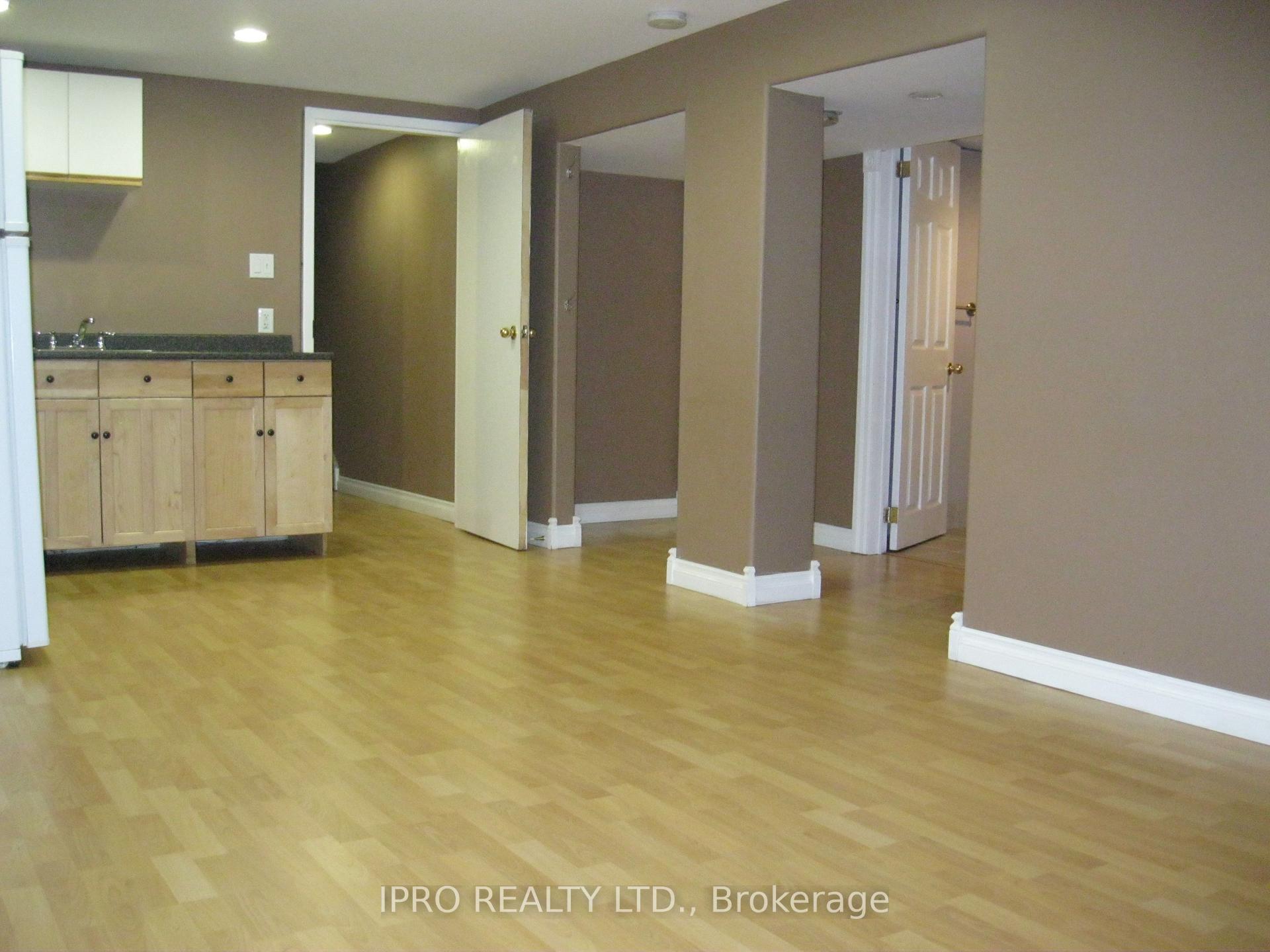 Photo 10 of 79 John Street, Orangeville — HOMEH