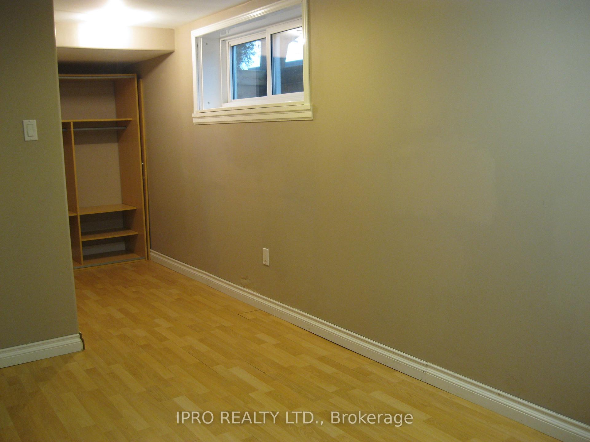 Photo 11 of 79 John Street, Orangeville — HOMEH