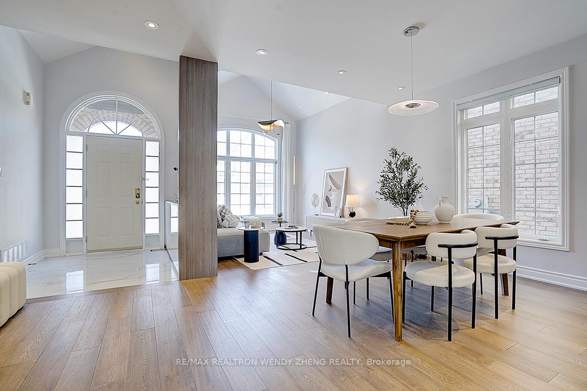 Photo 10 of 21 Castleview Crescent, Markham, Victoria Manor-Jennings Gate — HOMEH