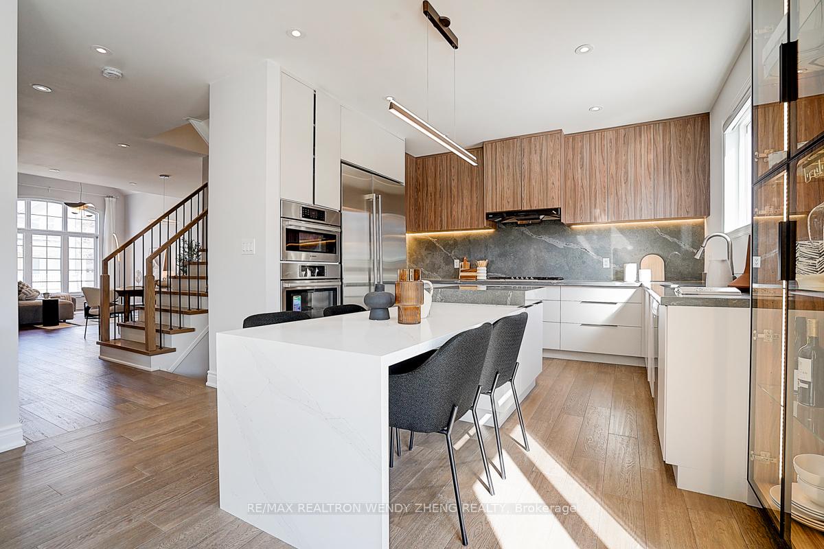 Photo 17 of 21 Castleview Crescent, Markham, Victoria Manor-Jennings Gate — HOMEH