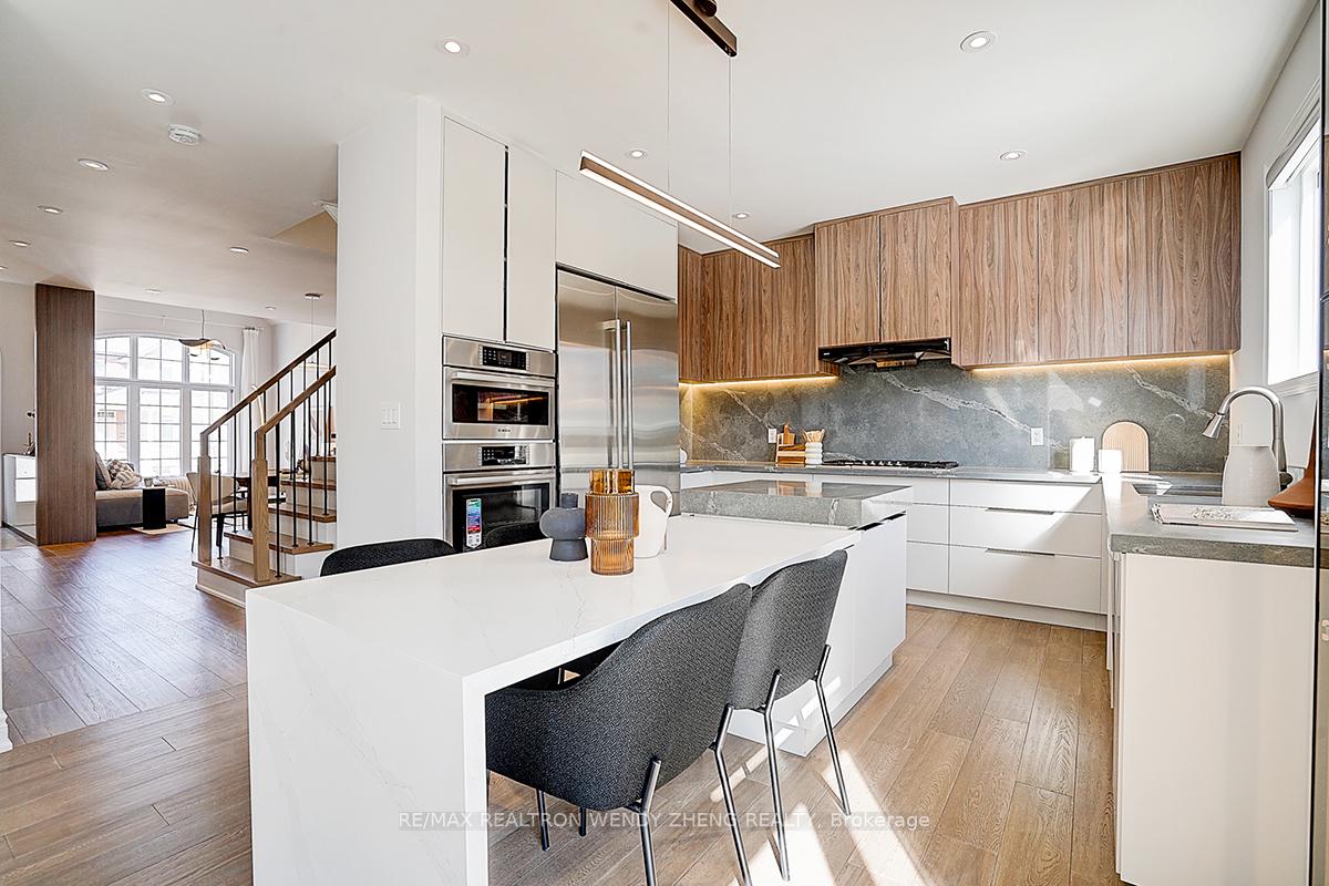 Photo 20 of 21 Castleview Crescent, Markham, Victoria Manor-Jennings Gate — HOMEH
