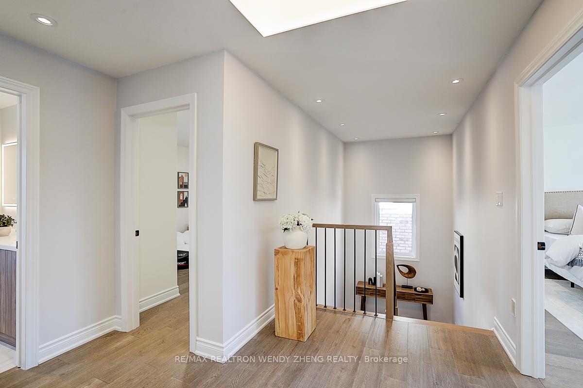 Photo 27 of 21 Castleview Crescent, Markham, Victoria Manor-Jennings Gate — HOMEH