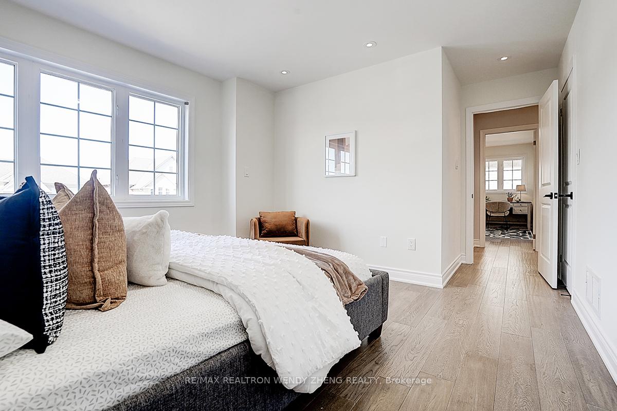 Photo 38 of 21 Castleview Crescent, Markham, Victoria Manor-Jennings Gate — HOMEH
