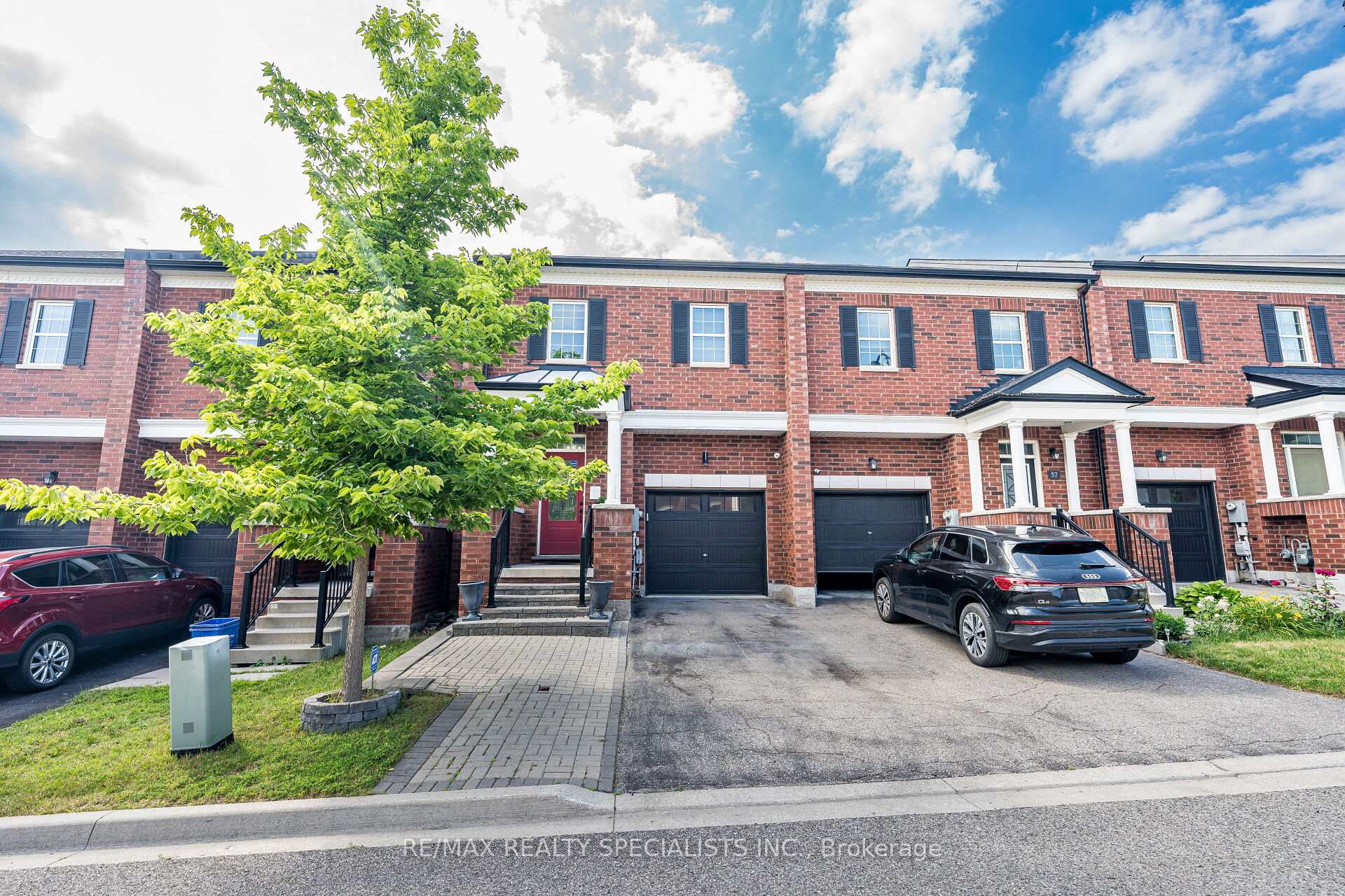 Photo 1 of 55 Henry Crescent, Milton, Willmott — HOMEH