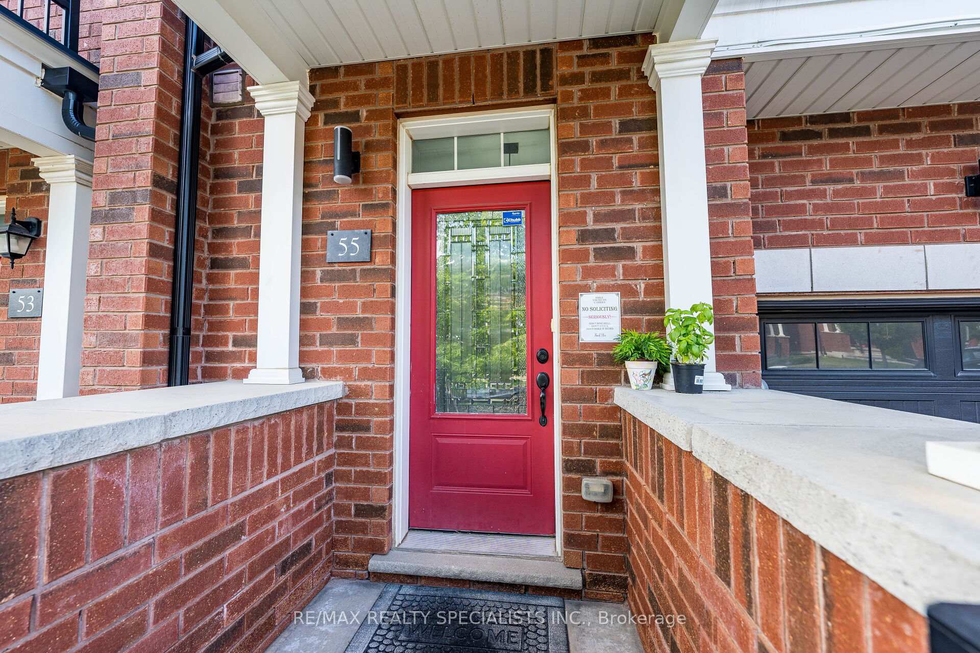 Photo 3 of 55 Henry Crescent, Milton, Willmott — HOMEH
