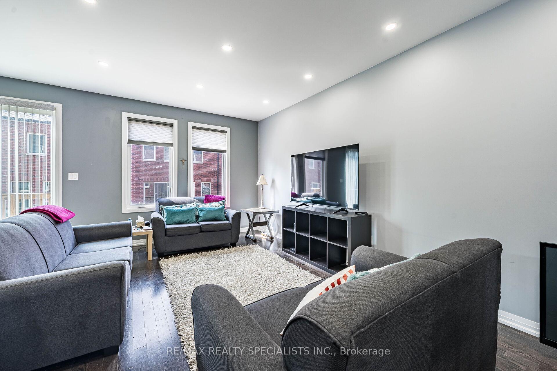 Photo 5 of 55 Henry Crescent, Milton, Willmott — HOMEH