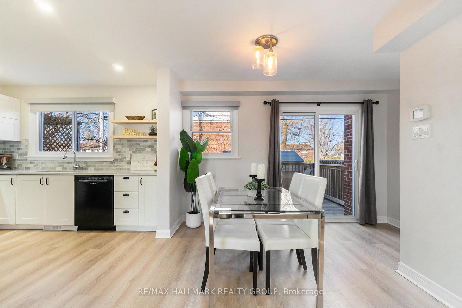 Photo 8 of 836 Cummings Avenue, Ottawa, Castle Heights/Rideau High — HOMEH