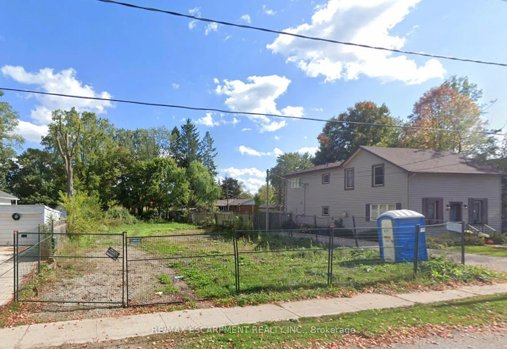 Photo 2 of 164 Catherine Street, North Middlesex, Parkhill — HOMEH