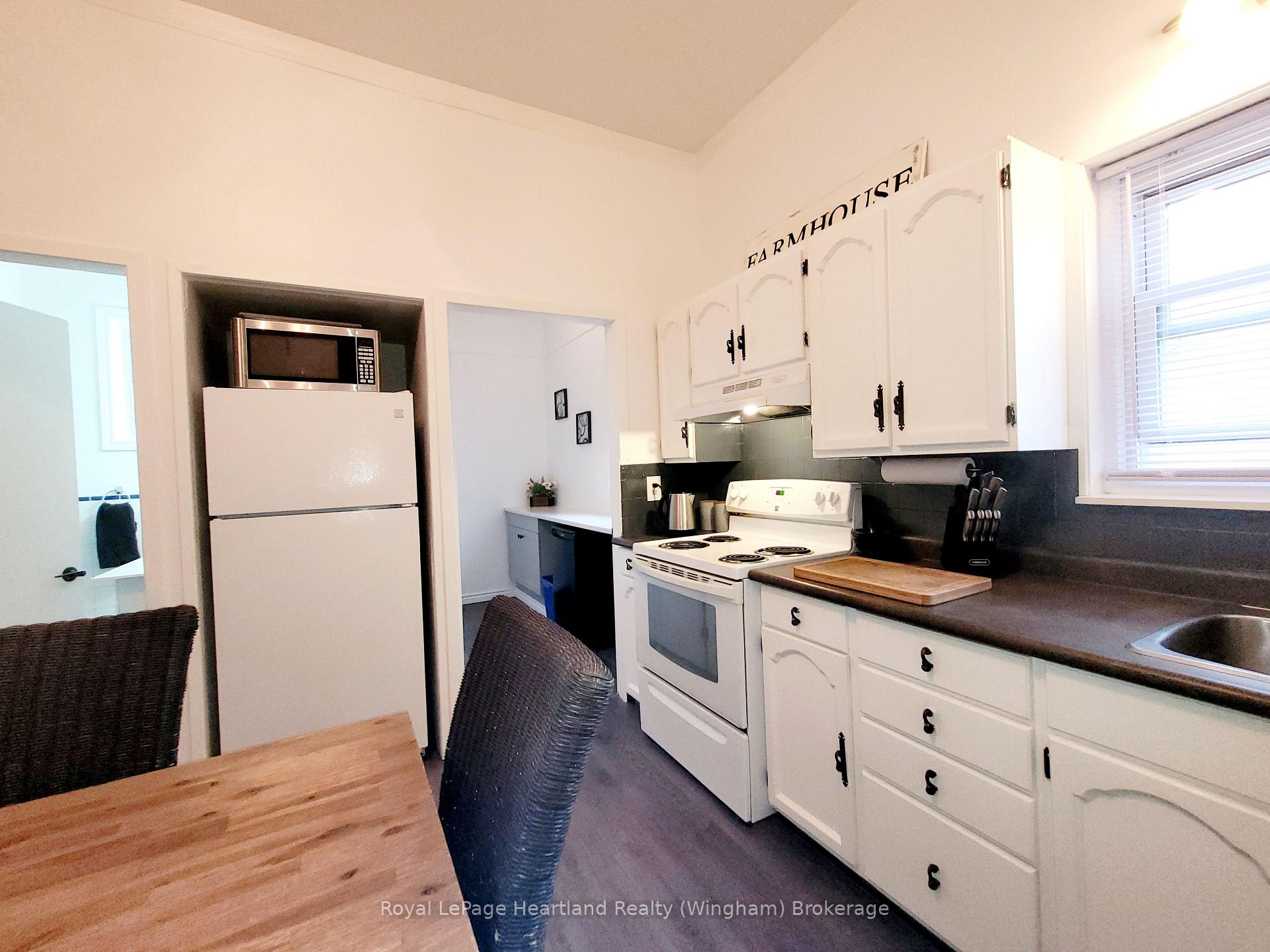 Photo 8 of 218 Shuter Street, North Huron, Wingham — HOMEH
